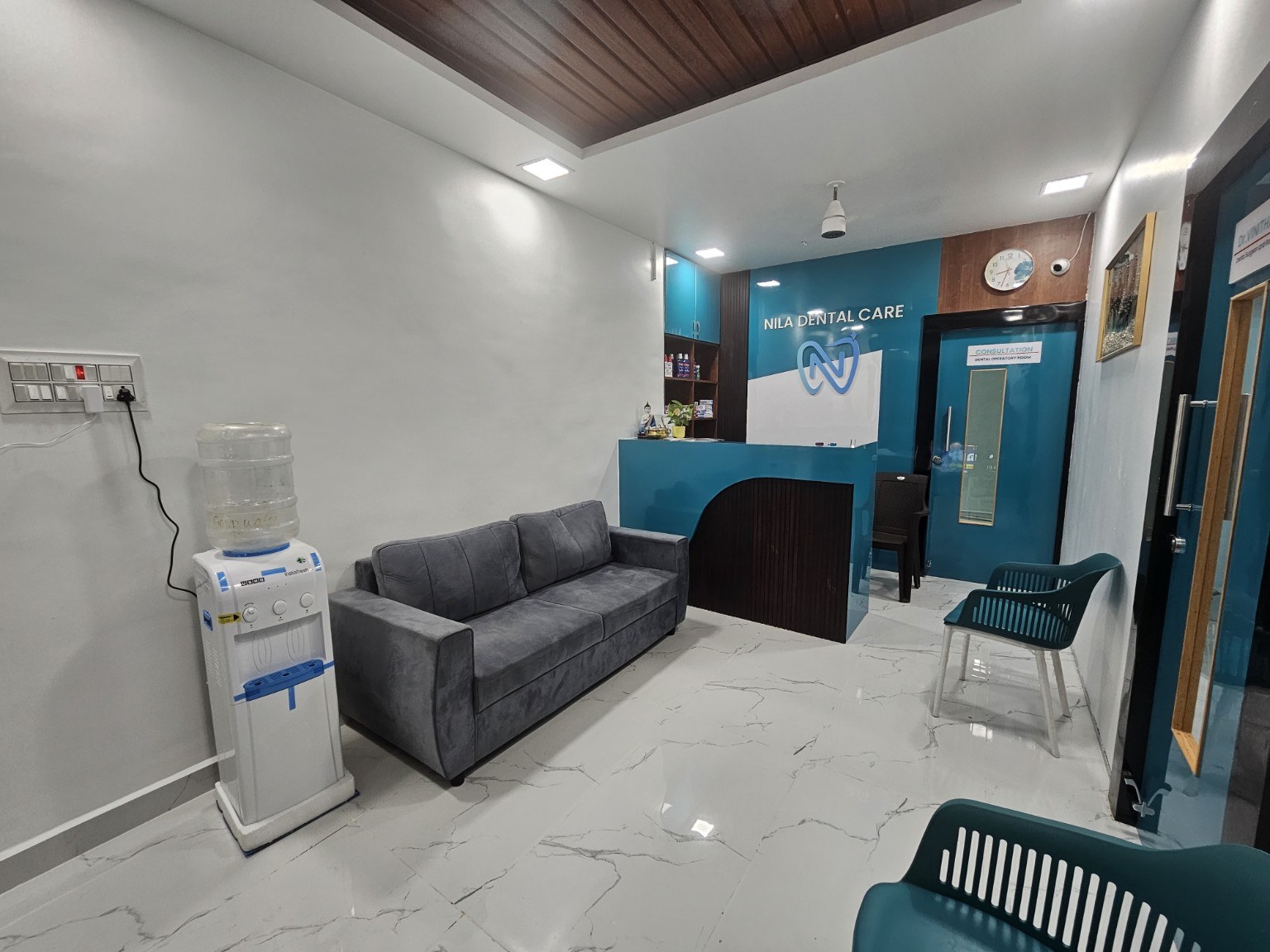 Nila Dental Care waiting area